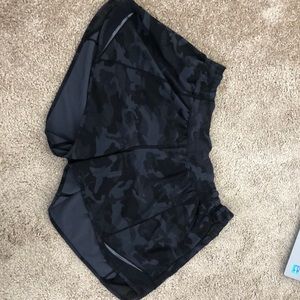 Lululemon Black Camo Hotty Hot Short 4” , Size 10
